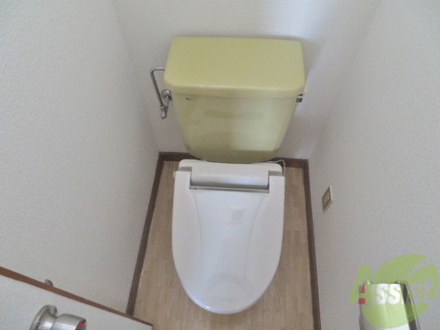 トイレ　トイレとお風呂が別なので清潔に使えて嬉しいですね。