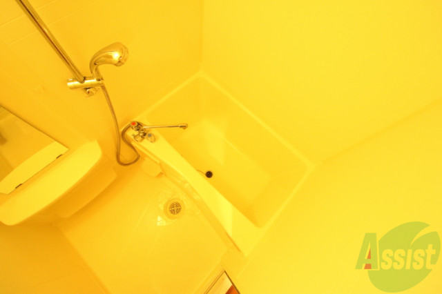 バス・シャワールーム　綺麗なお風呂が入ってます。