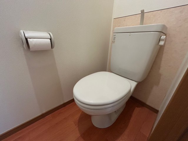 トイレ　別部屋参照