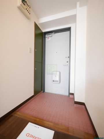 玄関　ローヤルガーデン※別部屋の参考写真です