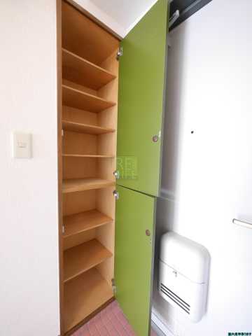 収納　ローヤルガーデン※別部屋の参考写真です