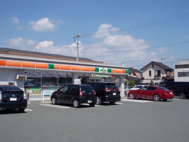 コンビニ　サンクス（コンビニ）まで20m