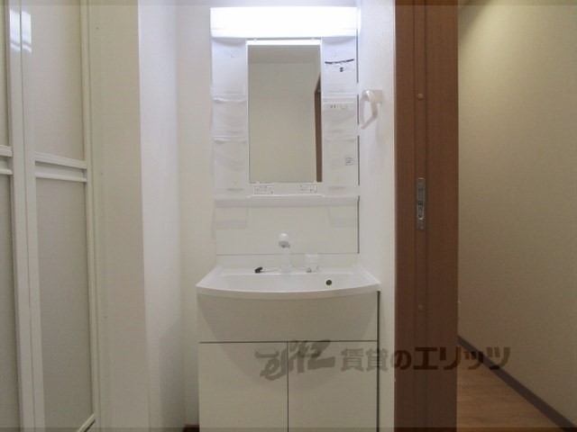 洗面設備　独立洗面台