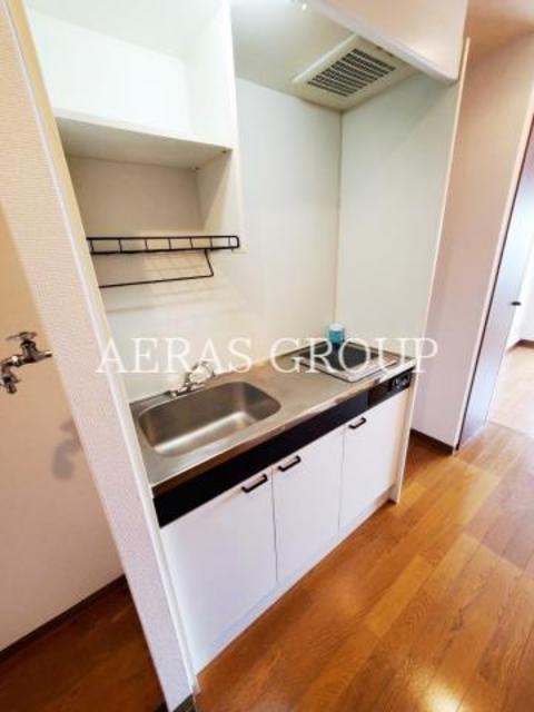 キッチン　同間取り別部屋