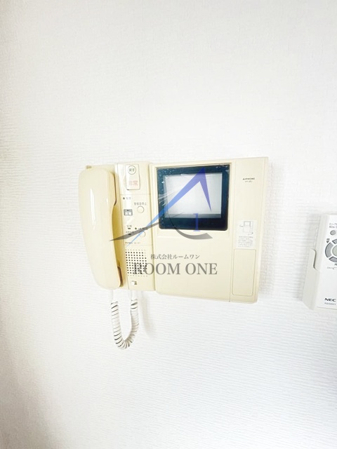 セキュリティ　モニター付インターホンです。