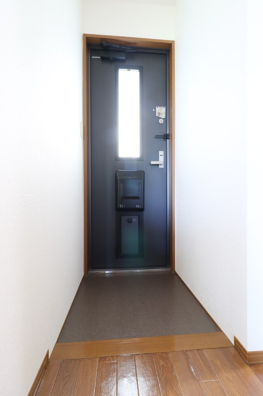 玄関　図面と現状に相違がある場合には現状を優先