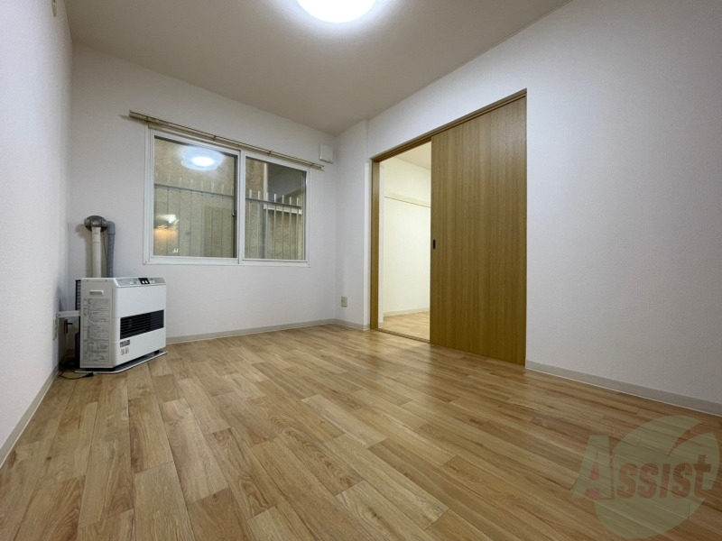 居室・リビング　広くてキレイなお部屋が広がっていて、充実した生活が送れそう。