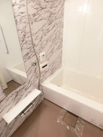 バス・シャワールーム　詳細は、RISUMO江坂本店→06-6155-7137まで♪