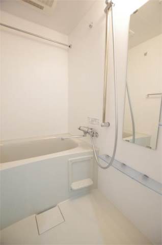 バス・シャワールーム　「バスルーム」