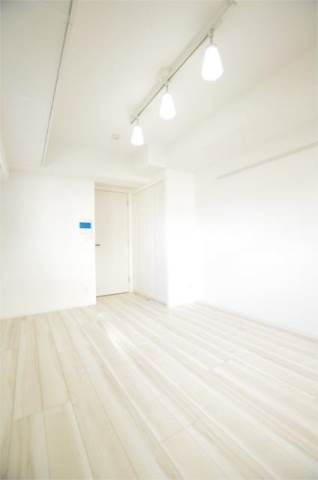 その他部屋・スペース　「清潔感溢れるフローリング」