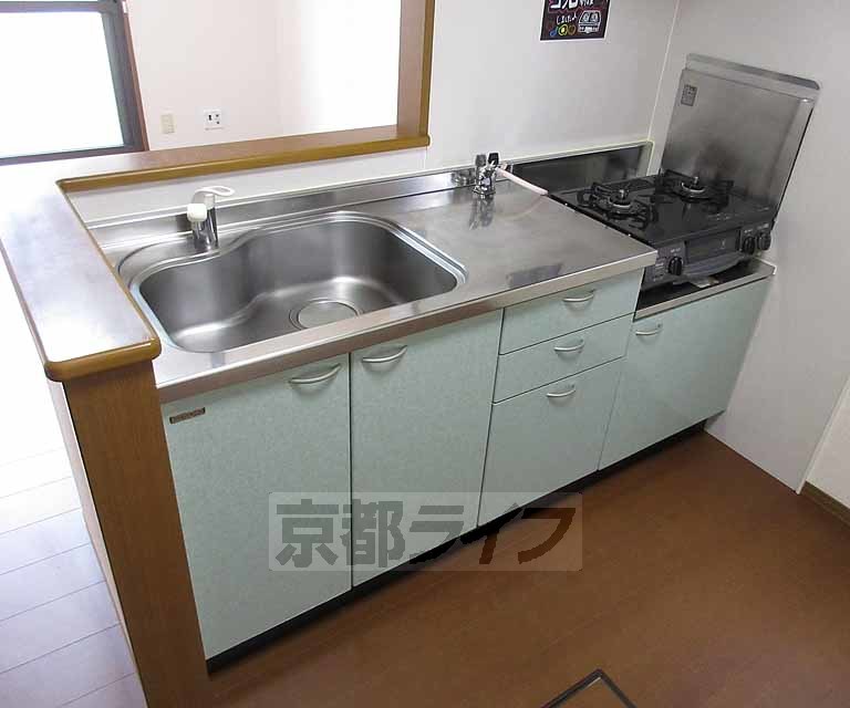 キッチン　大き目のキッチンです！