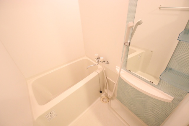 バス・シャワールーム　※別室の参考写真の為、現況優先です。