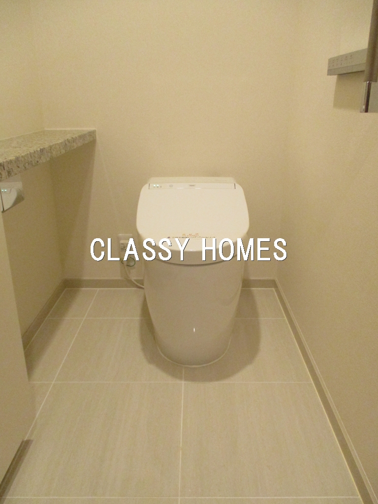 トイレ　2019年竣工　パークコート浜離宮ザ・タワー：トイレ