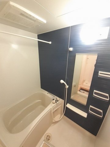 バス・シャワールーム　きれいなお風呂です