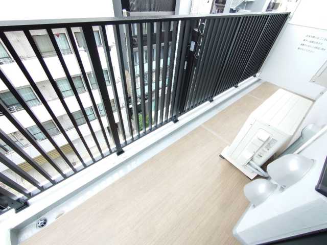 バルコニー　パークアクシス入谷