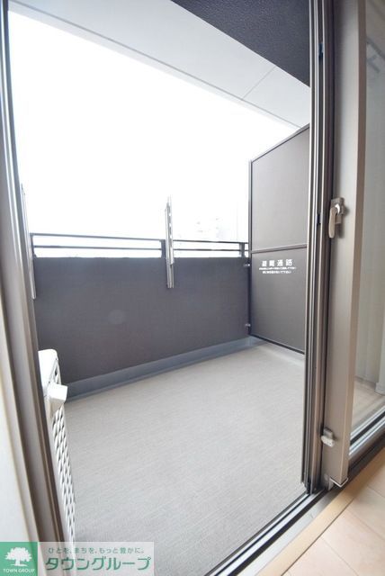 バルコニー　お問合せはタウンハウジングまで！※現地待合わせ相談可能！