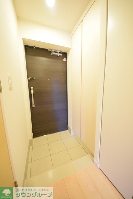 玄関　お問合せはタウンハウジングまで！※現地待合わせ相談可能