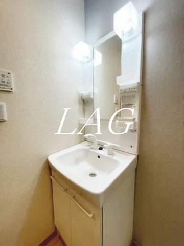 洗面設備　洗面台です。