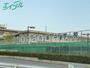 中学校　四日市市立内部中学校（中学校）まで607m