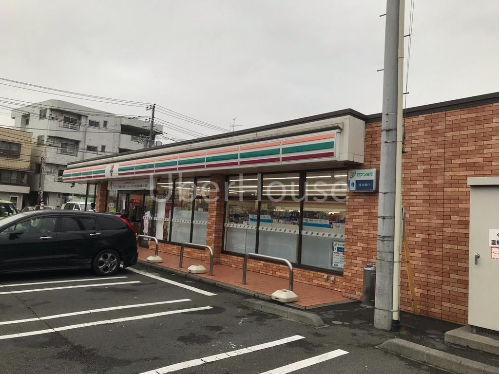 コンビニ　セブンイレブン相模原東林間1丁目店（コンビニ）まで10m