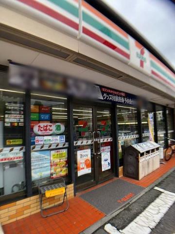 コンビニ　セブンイレブン（コンビニ）まで490m