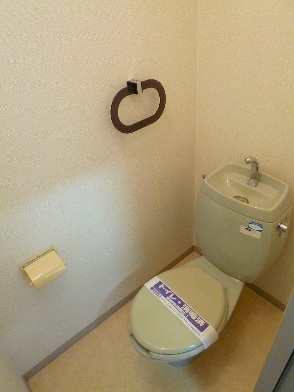 トイレ　ウイングイーストのトイレ