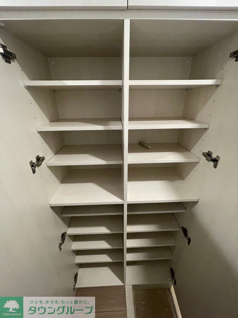 玄関　収納