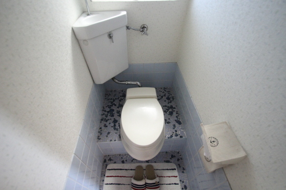 トイレ　※掲載写真は同マンション別部屋参考写真となります。