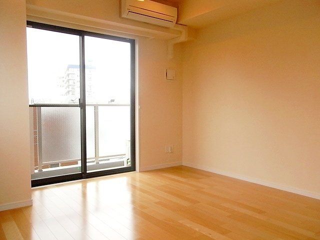 その他部屋・スペース　フローリング仕上げの居室