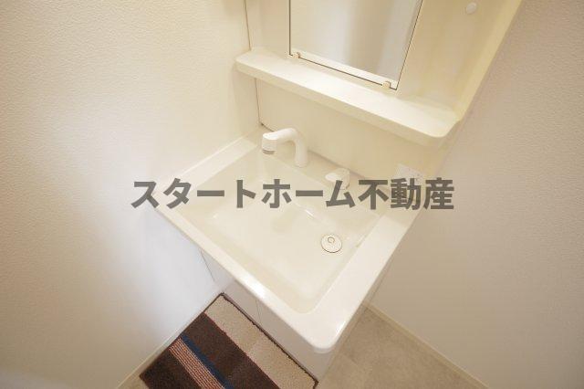 洗面設備　広い洗面スペース