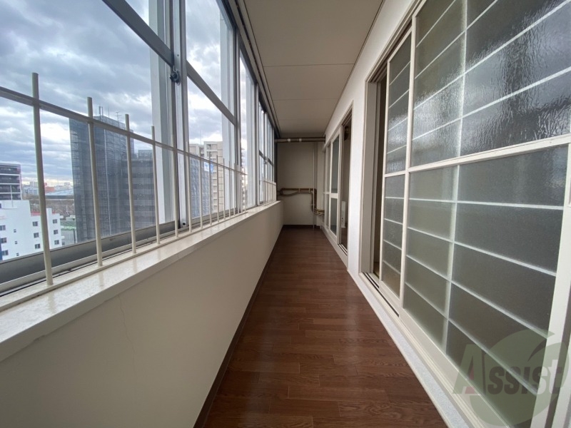 バルコニー　サンルームです！様々な用途で使えそうですね！