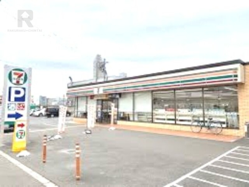 コンビニ　セブンイレブン大阪放出東店（コンビニ）まで107m