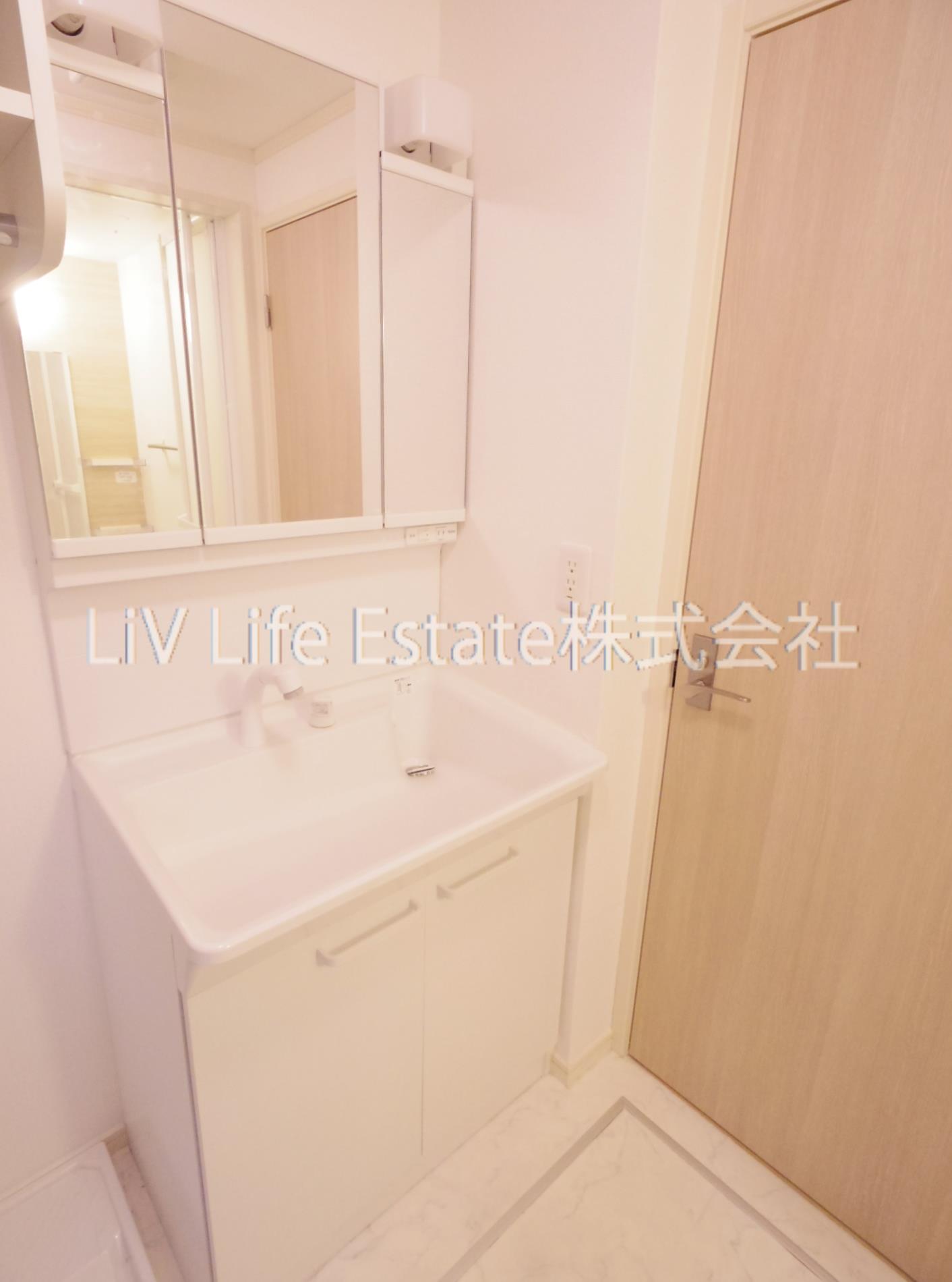 洗面設備　同仕様写真