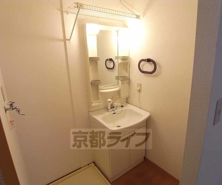 洗面設備　立派なｆ独立洗面台＆脱衣洗面所