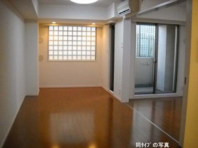 居室・リビング　内観1