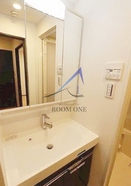 洗面設備　洗面台です。