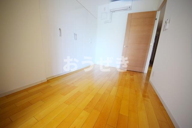 玄関　※同仕様参考写真