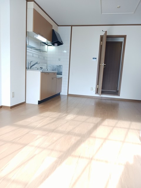 居室・リビング　同仕様写真