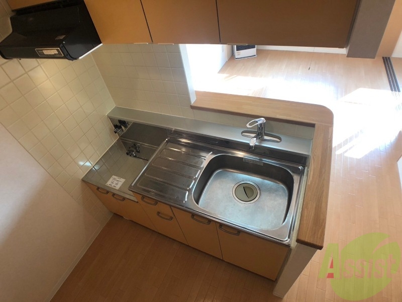 キッチン　キッチンは調理スペースもあり料理がはかどりそうです。