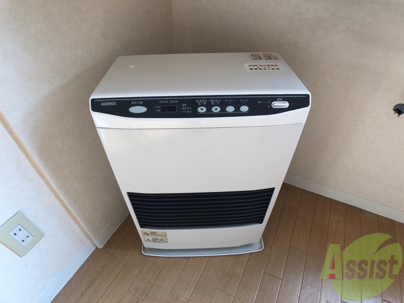 その他設備　灯油暖房が設置されているので冬場も快適です！