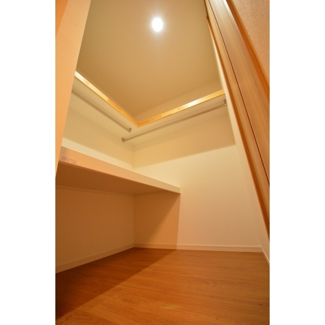 収納　ウォークインクローゼット