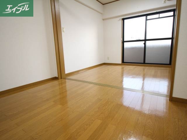 居室・リビング　居室