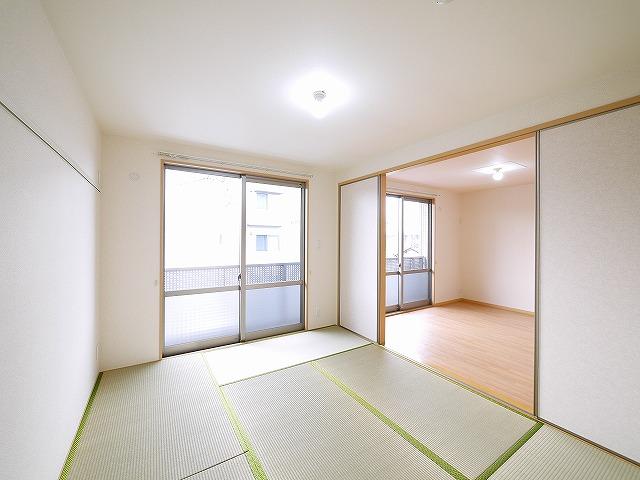 その他部屋・スペース　明るい和室です
