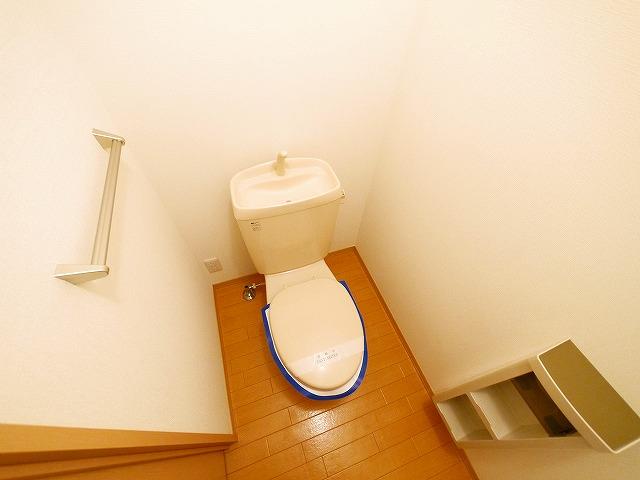 トイレ　清潔感のあるトイレです