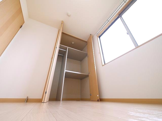 収納　たっぷりとした収納スペースです