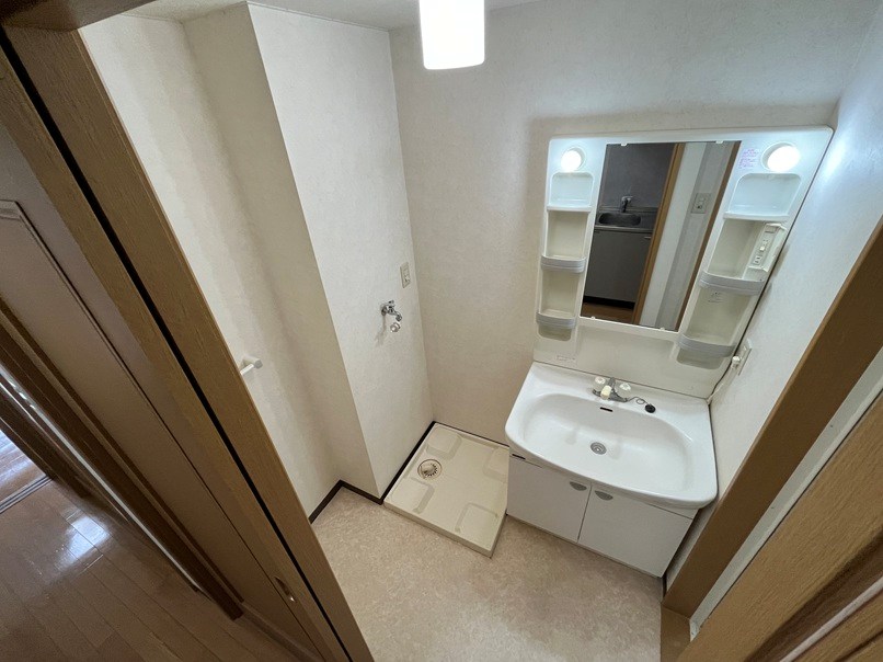 洗面設備　※参考写真