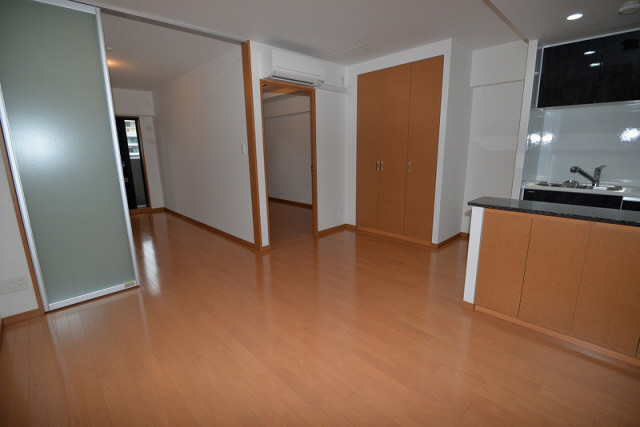 居室・リビング　写真は別のお部屋のものです