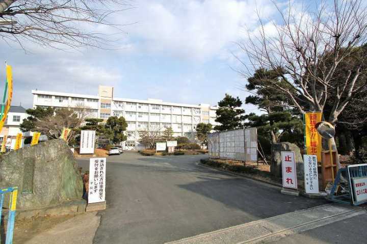 高校・高専　徳島県立城北高等学校（高校・高専）まで853m