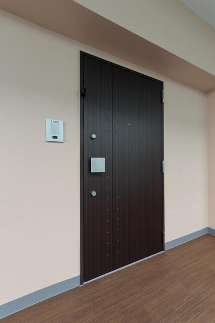 玄関　※写真は同タイプ住戸です。?
