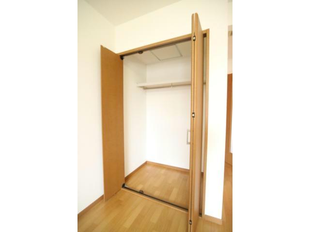 収納　クローゼット